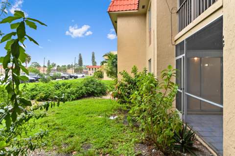 6034 Forest Hill Boulevard #107, West Palm Beach FL - photo 21 of 22