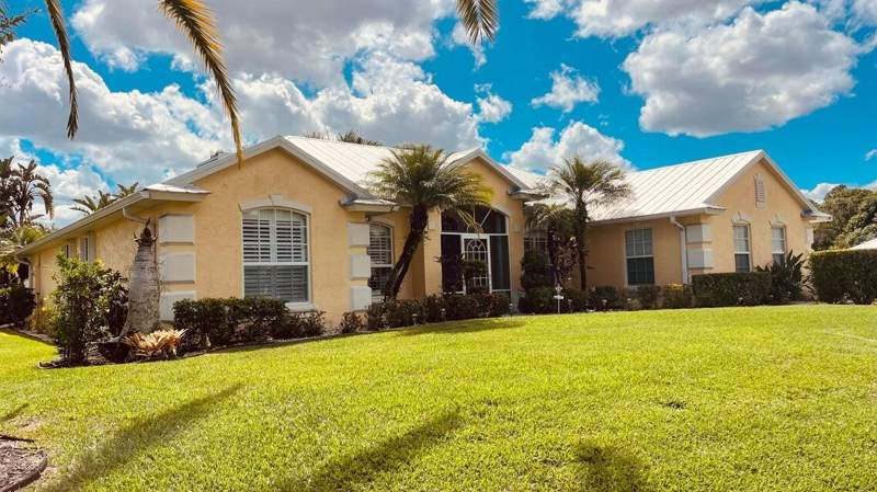 4 bedroom Single Family Residence at 1829 SW Hickock Terrace, Port St Lucie Section 11, Port St. Lucie — photo 2