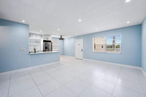 507 Capri K, Delray Beach FL - photo 6 of 24