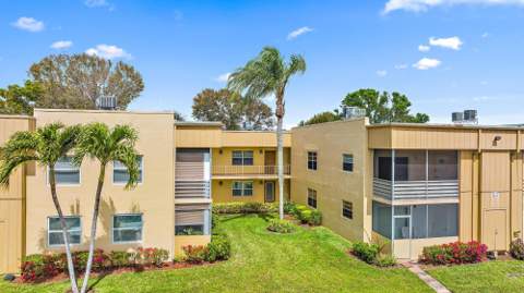 507 Capri K, Delray Beach FL - photo 18 of 24