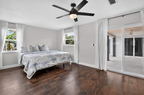 214 NE 25th Street, Boca Raton FL - photo 9 of 33