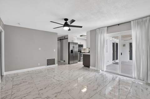 214 NE 25th Street, Boca Raton FL - photo 14 of 33