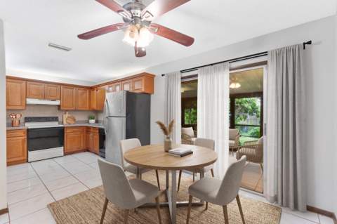 629 SW Ray Avenue, Port St. Lucie FL - photo 11 of 47