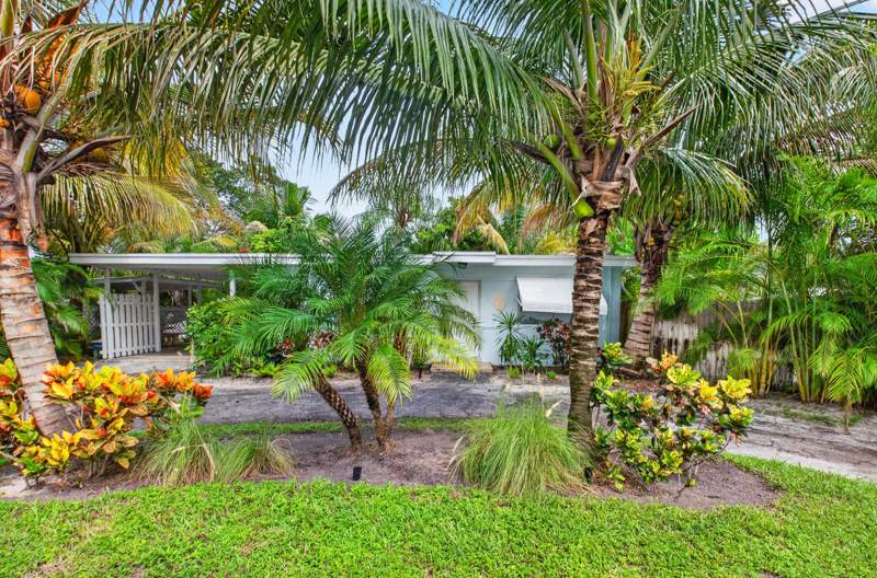2 bedroom Single Family Residence at 402 SE 1st Street, Bowers Park, Boynton Beach — photo 2