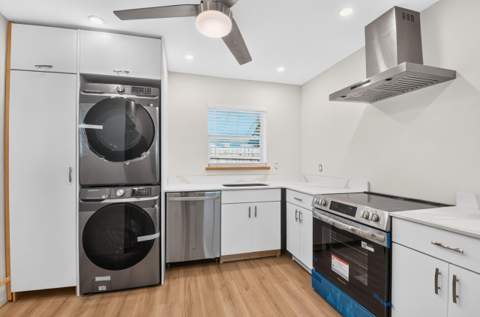 402 SE 1st Street, Boynton Beach FL - photo 10 of 32