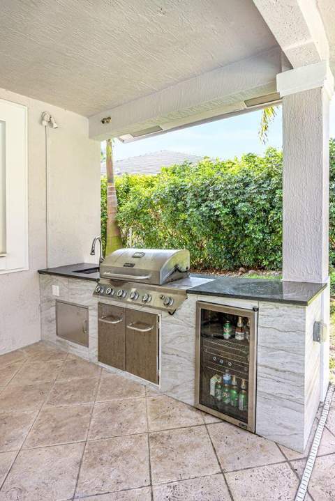 1879 Hidden Trail Lane, Weston FL - photo 11 of 62