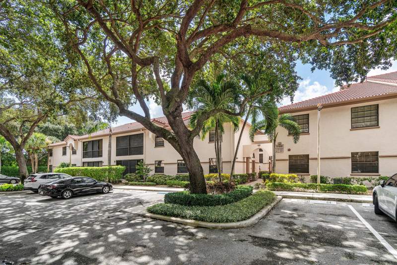 3 bedroom Condominium at 5188 Europa Drive #C, Diamante Village Condo, Boynton Beach — photo 4