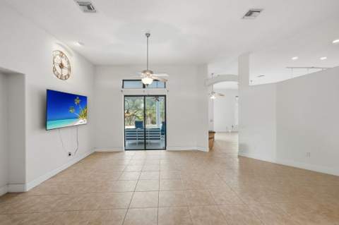 1002 Ibis Avenue, Fort Pierce FL - photo 23 of 56