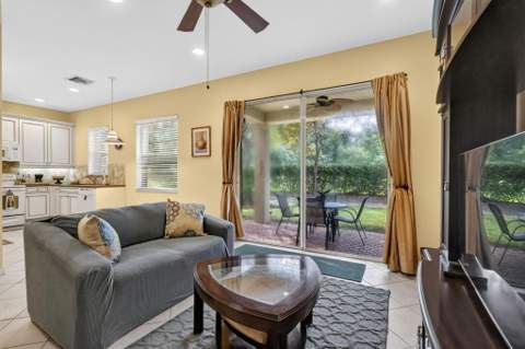 7890 Jewelwood Drive, Boynton Beach FL - photo 11 of 56