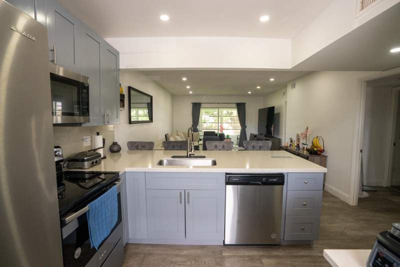 2 bedroom Condominium at 7605 NW 4th Place #206, Oriole Gardens 25 Condo, Margate — photo 3