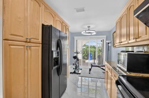 4460 NE 5th Avenue, Boca Raton FL - photo 8 of 52