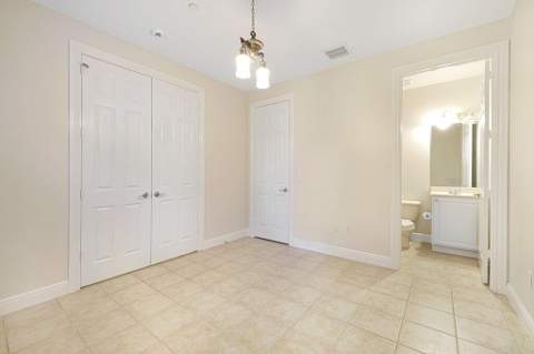 2502 N Dixie Highway #39, Lake Worth Beach FL - photo 6 of 46