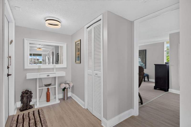 3 bedroom Condominium at 2901 S Palm Aire Drive #610, No 31 Palm-Aire Country Club, Pompano Beach — photo 2