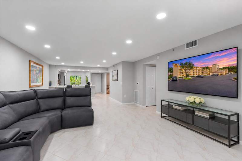 3 bedroom Condominium at 5749 Gemstone Court #Ph401, Coral Cove Condo, Boynton Beach — photo 5