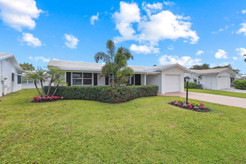 2 bedroom Single Family Residence at 2114 SW 13th Place, Palm Beach Leisureville Sec 10, Boynton Beach — photo 4