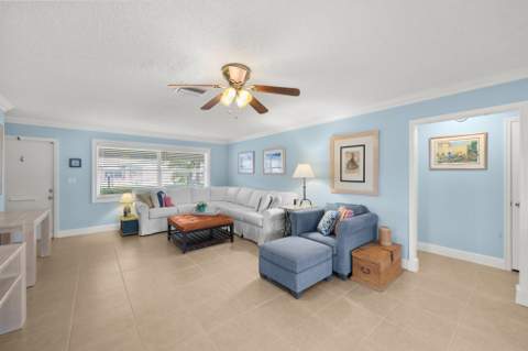 2114 SW 13th Place, Boynton Beach FL - photo 9 of 44