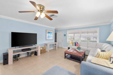 2114 SW 13th Place, Boynton Beach FL - photo 10 of 44