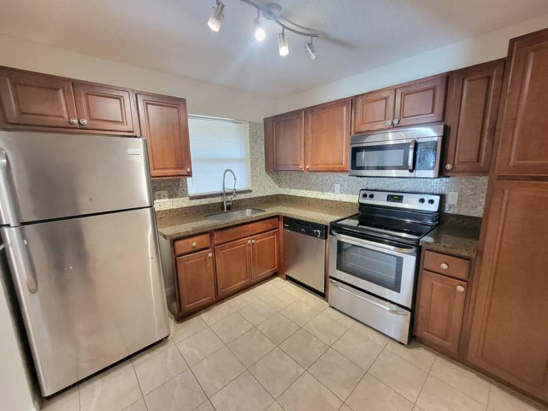 2 bedroom Condominium at 2539 NW 49 Terrace #703, Centerpointe, Coconut Creek — photo 3