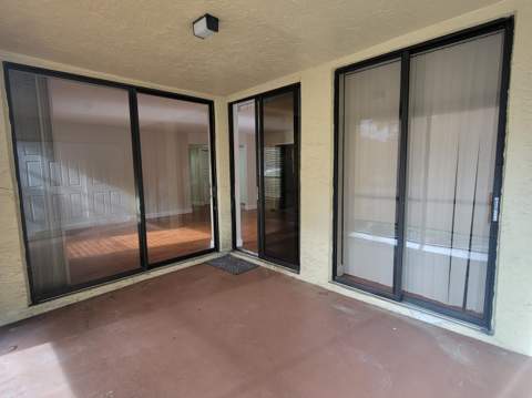2539 NW 49 Terrace #703, Coconut Creek FL - photo 21 of 37