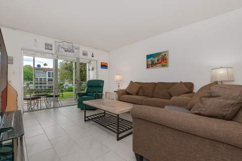 1501 S Ocean Boulevard #208, Lauderdale-By-The-Sea FL - photo 6 of 34