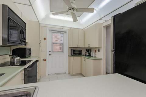 1501 S Ocean Boulevard #208, Lauderdale-By-The-Sea FL - photo 11 of 34