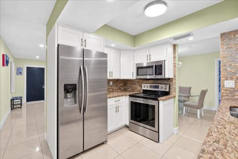 4911 NW 14th, Deerfield Beach FL - photo 10 of 25