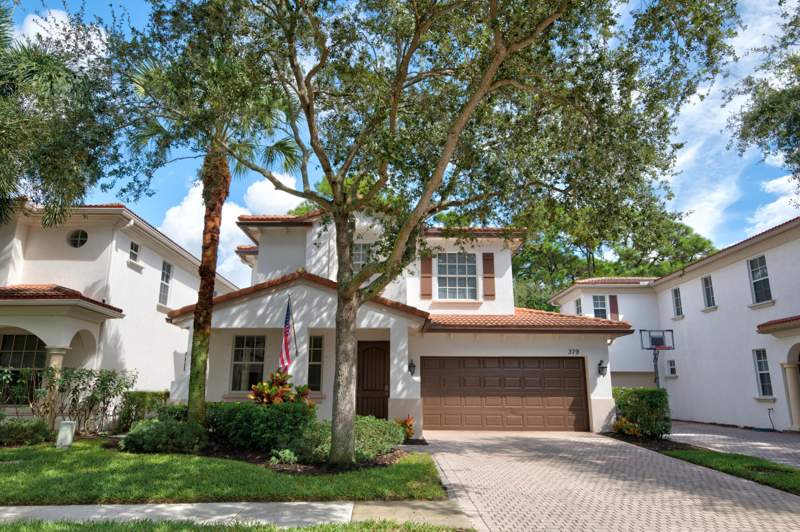 3 bedroom Single Family Residence at 379 Columbus Street, Evergrene Pcd 3, Palm Beach Gardens — photo 2