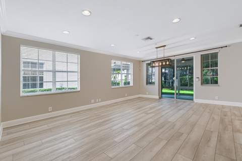 379 Columbus Street, Palm Beach Gardens FL - photo 9 of 62