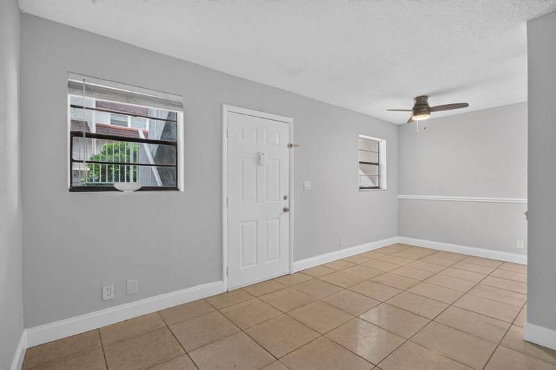1 bedroom Condominium at 3760 NW 115th Avenue #1-4, Coral Springs Estate Townhomes, Coral Springs — photo 3