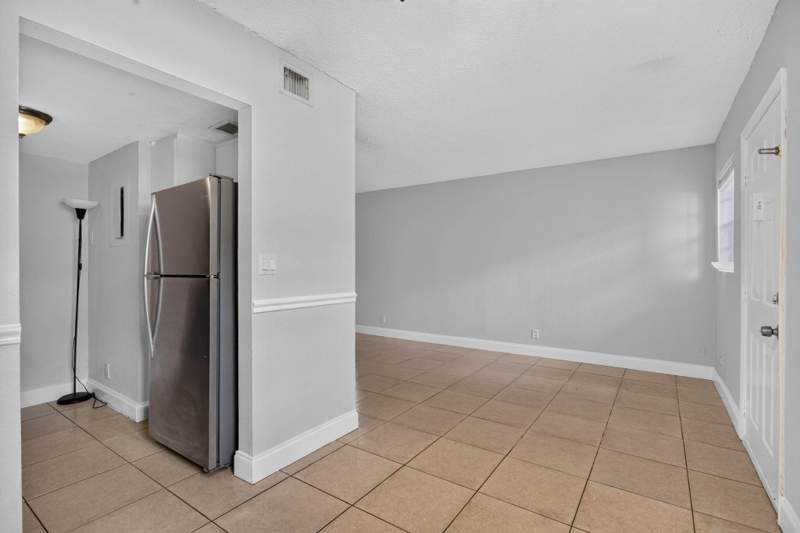 1 bedroom Condominium at 3760 NW 115th Avenue #1-4, Coral Springs Estate Townhomes, Coral Springs — photo 4