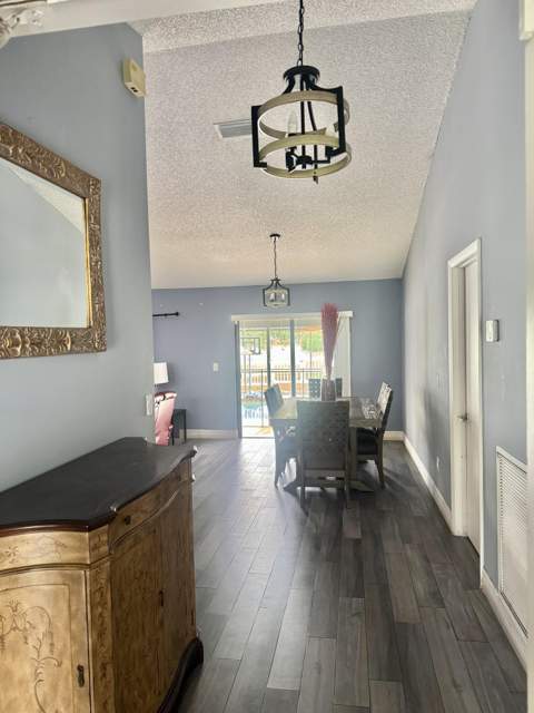 5749 Adair Way, Lake Worth FL - photo 6 of 20