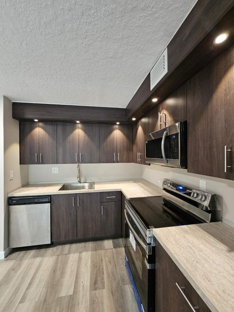 2 bedroom Condominium at 1850 N Congress Avenue #305, Presidential Golfview Condo, West Palm Beach — photo 4