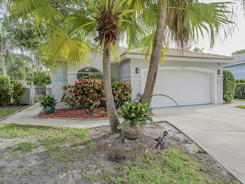 3 bedroom Single Family Residence at 2075 SW Augusta Trace, Charter Club At Martin Downs, Palm City — photo 4