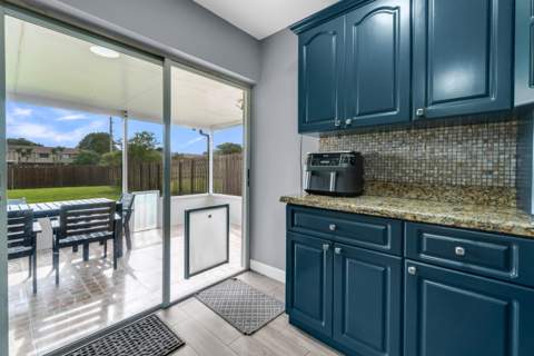 3740 NW 113th Avenue, Sunrise FL - photo 21 of 52
