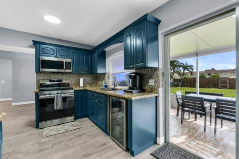 3740 NW 113th Avenue, Sunrise FL - photo 22 of 52