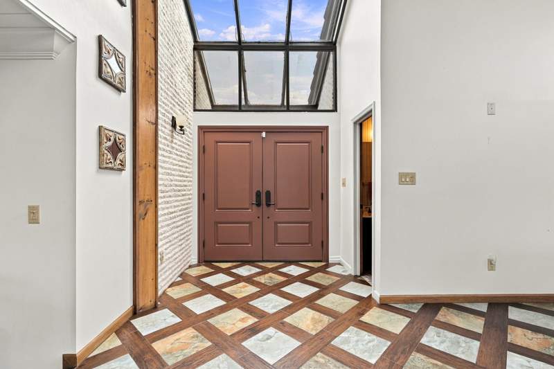 2 bedroom Single Family Residence at 2990 Conifer Drive, Monte Carlo Country Club Unit 1, Fort Pierce — photo 2