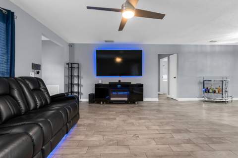 3740 NW 113th Avenue, Sunrise FL - photo 11 of 52