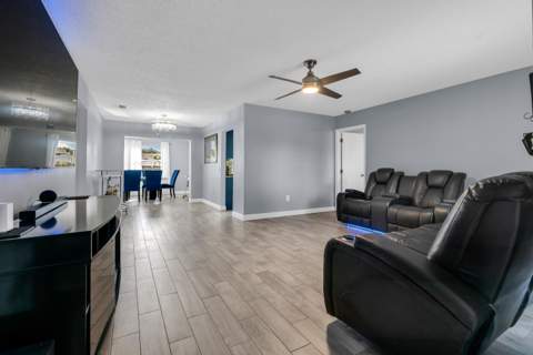 3740 NW 113th Avenue, Sunrise FL - photo 8 of 52