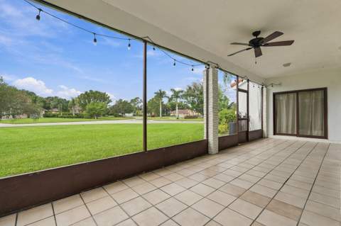 2990 Conifer Drive, Fort Pierce FL - photo 23 of 28