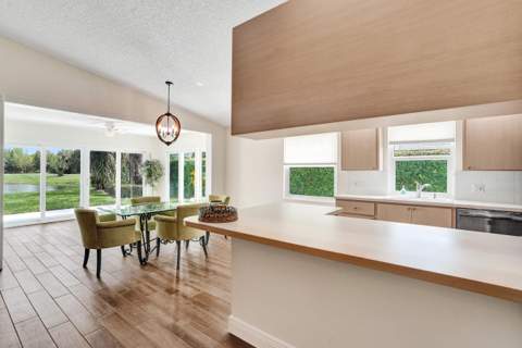 175 Brier Circle, Jupiter FL - photo 19 of 38