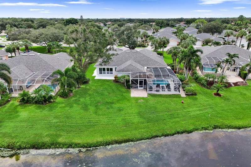 2 bedroom Villa at 175 Brier Circle, Greenbrier At Indian Creek, Jupiter — photo 3