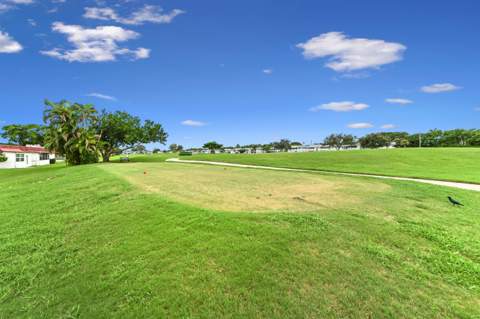 195 Waterford Crescent, Delray Beach FL - photo 19 of 43