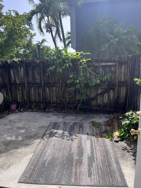 801 NW 46th Avenue #801, Plantation FL - photo 13 of 16