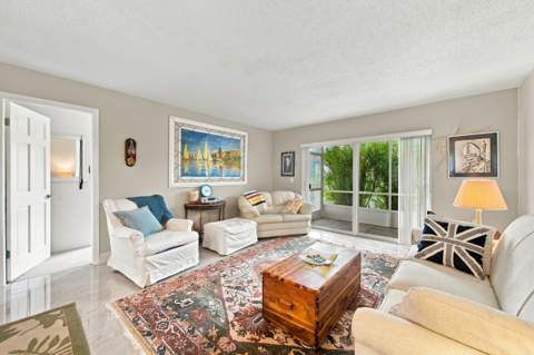 193 Lake Evelyn Drive, West Palm Beach FL - photo 8 of 33
