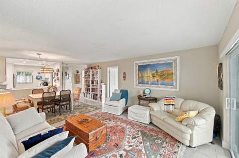 193 Lake Evelyn Drive, West Palm Beach FL - photo 10 of 33