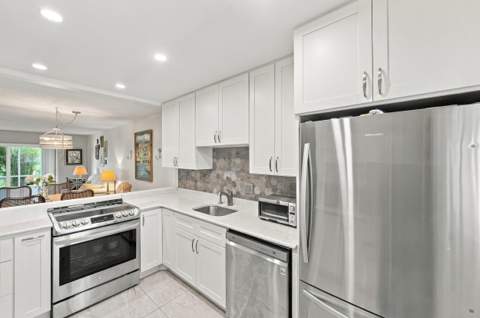 193 Lake Evelyn Drive, West Palm Beach FL - photo 14 of 33