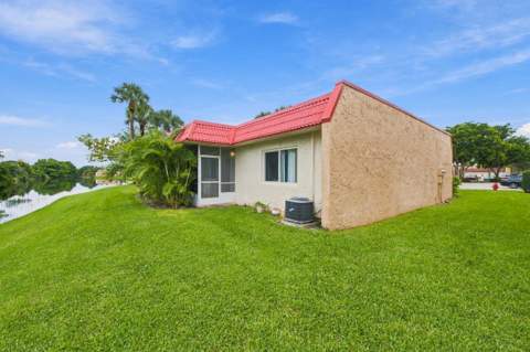 193 Lake Evelyn Drive, West Palm Beach FL - photo 24 of 33