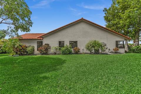 7908 NW 85th Terrace, Tamarac FL - photo 9 of 66