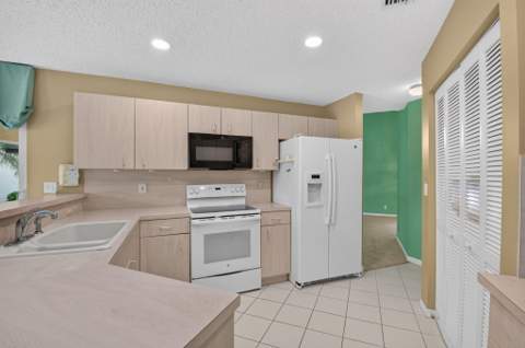 143 Citrus Park Circle, Boynton Beach FL - photo 14 of 39