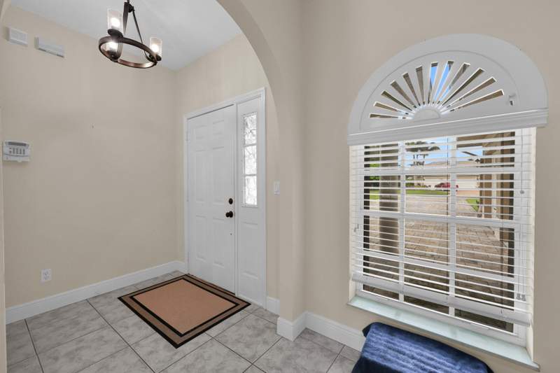 3 bedroom Single Family Residence at 2728 Serenity Circle, Palm Lakes Gardens, Fort Pierce — photo 4